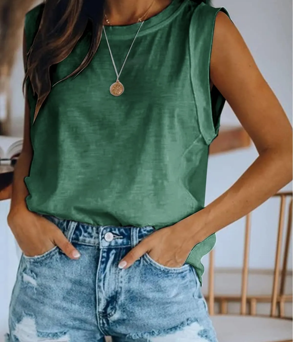 Women's Summer Sleeveless Tank Top Loose Fit Casual Crew Neck T Shirts Basic Tee Tops